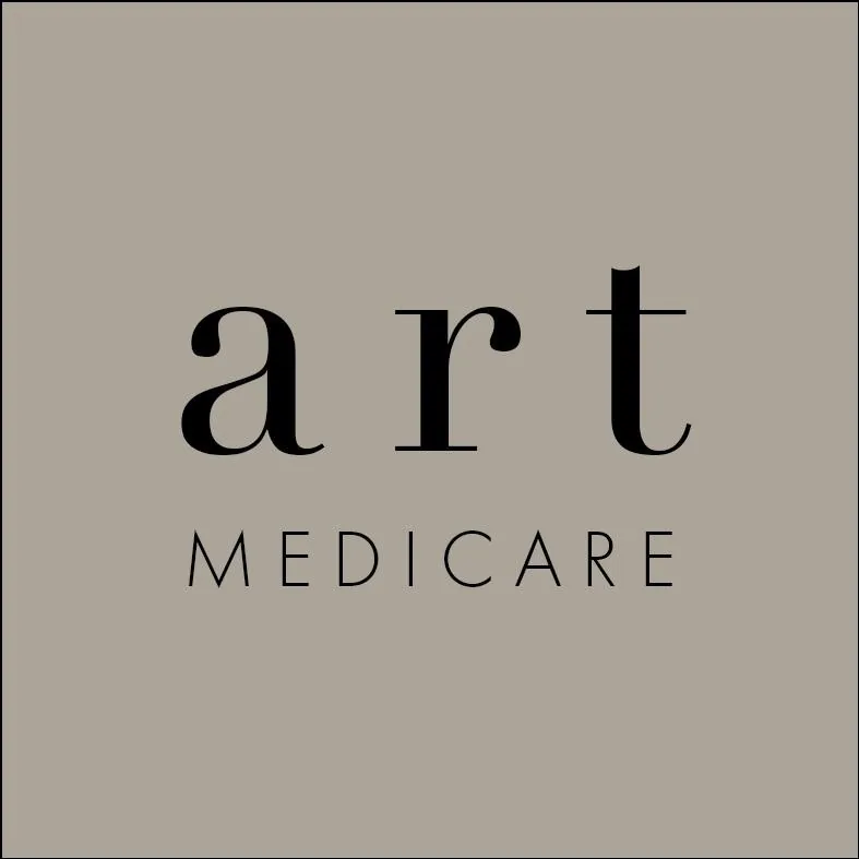 Art Medicares logotyp, klinik för injektionsbehandlingar i Malmö