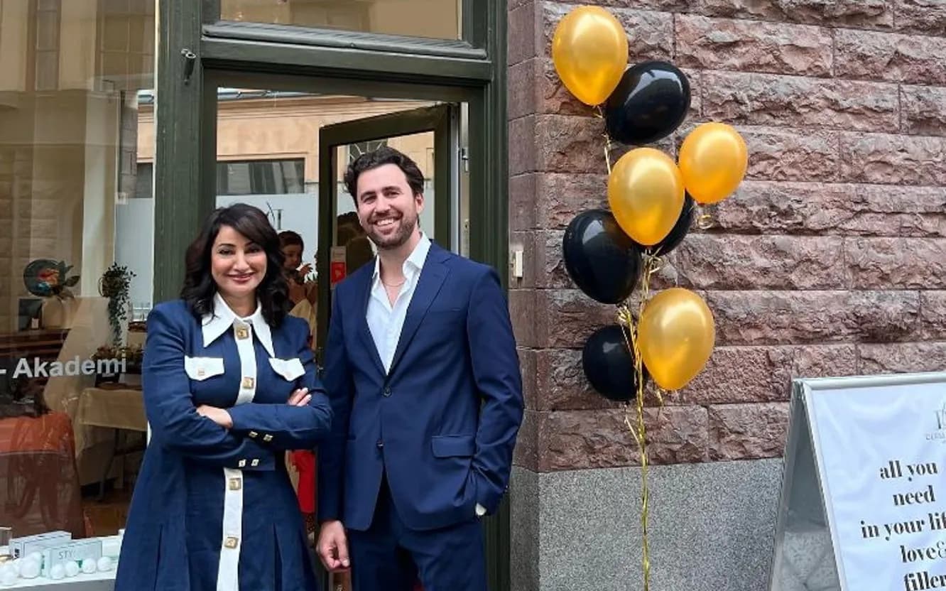 Dr. Sajda och Dr. Aras utanför Dermalane Clinic Stockholm på Kungsgatan