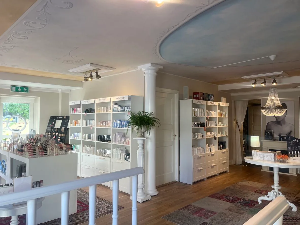 Butik och reception hos Hudinstitutet Limhamn