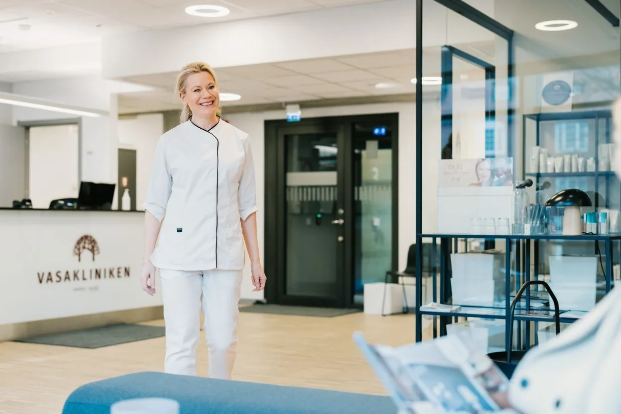 Receptionen hos Vasakliniken Hudläkargrupp på Arkivgatan i Göteborg